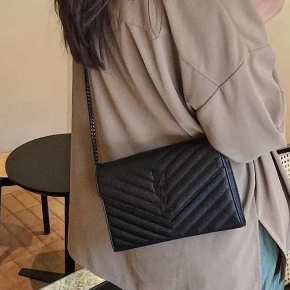 🈶購證99新🆕Ysl so black 魚子醬Woc信封包斜挎單肩包-1