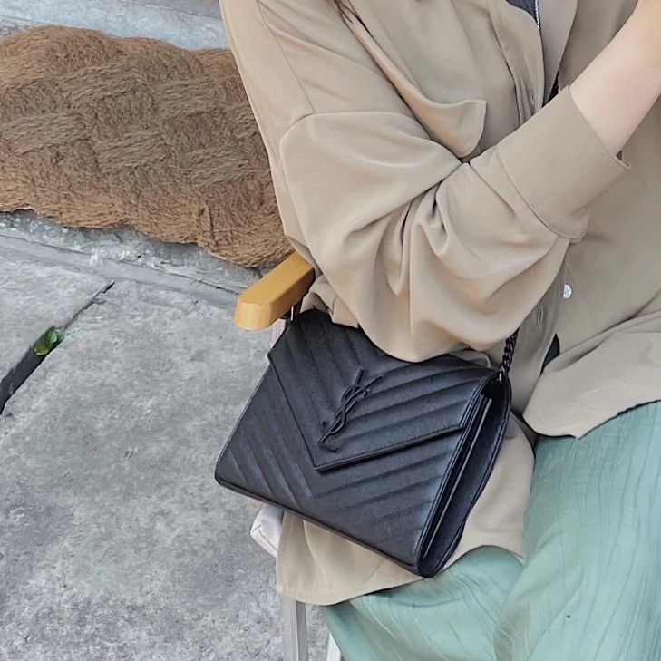 🈶購證99新🆕Ysl so black 魚子醬Woc信封包斜挎單肩包-2