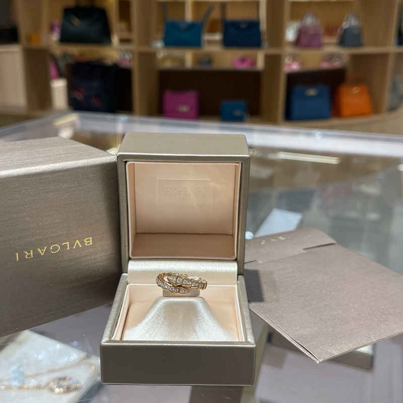 Bvlgari宝格丽窄版玫瑰金满钻蛇戒-1