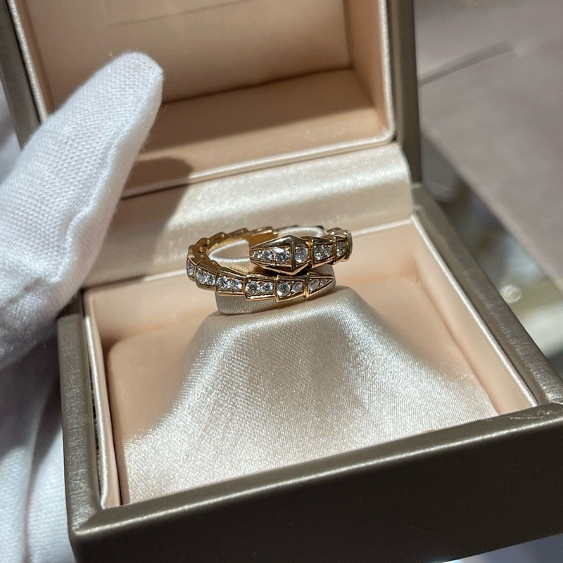 Bvlgari宝格丽窄版玫瑰金满钻蛇戒-5