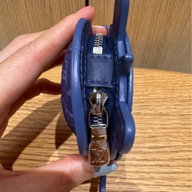 Louis Vuitton 烏龜吊飾-2