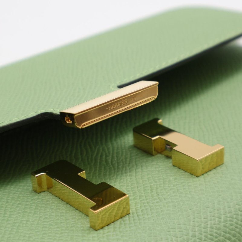 HERMES Constance to go - 牛油果綠金 Z-6