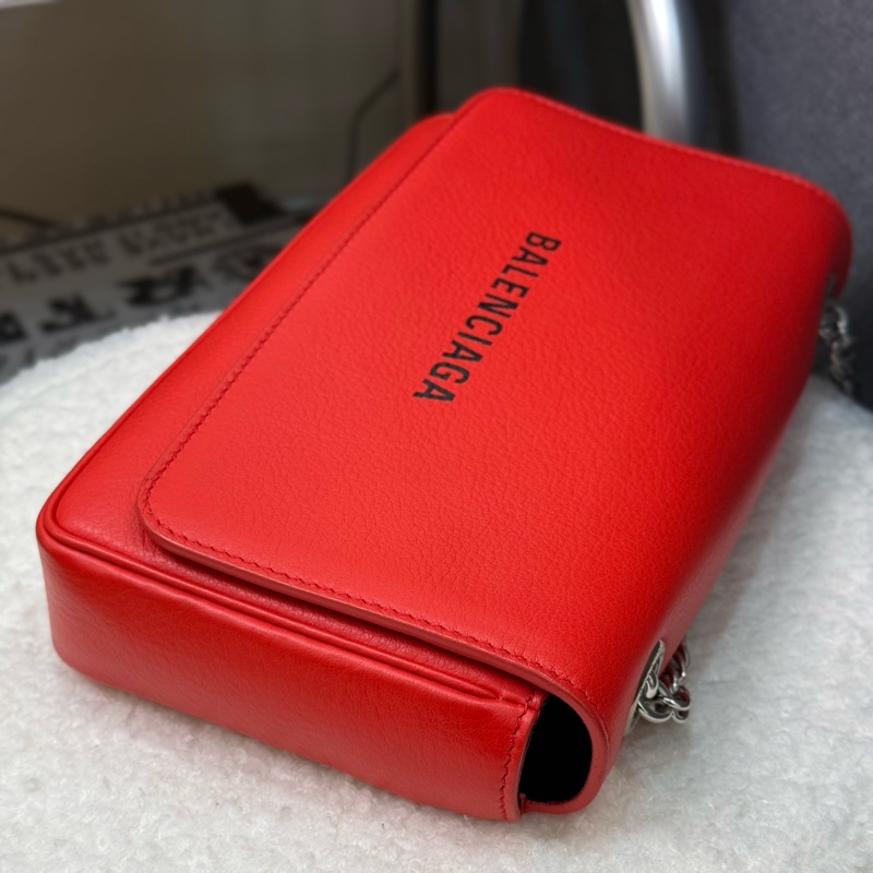 (膠膜未撕)巴黎世家 Balenciaga Everyday 20年春夏款紅色皮革粒面Woc-4