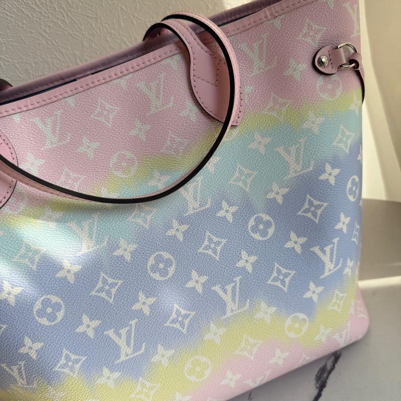 lv never full MM 超級好看漸層彩虹托特包 啊啊啊啊好好看-9