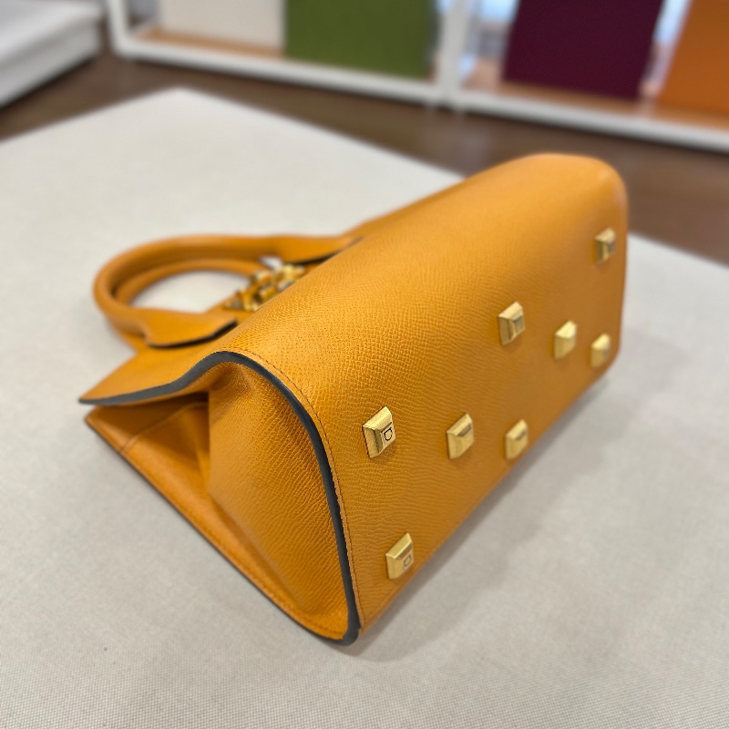 Ferragamo The Studio Box 手提包 2023年-18