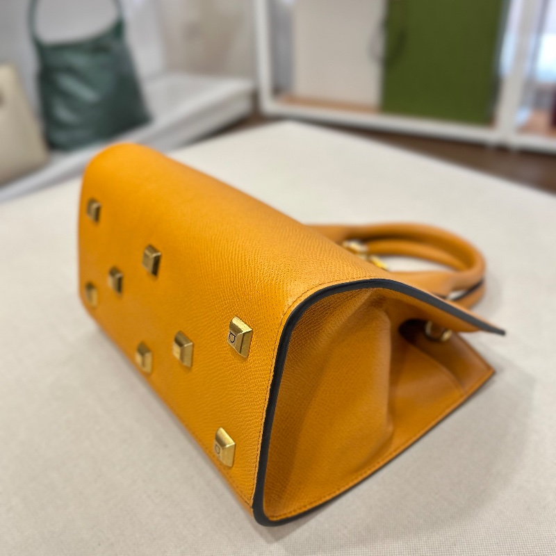 Ferragamo The Studio Box 手提包 2023年-21