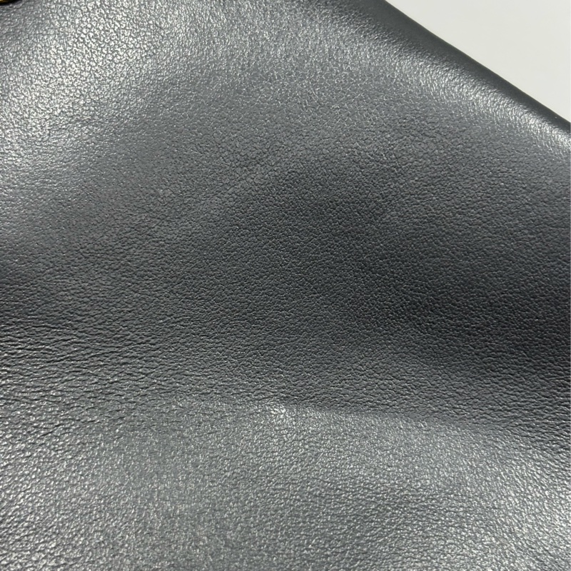 YSL Saint Laurent 678401 Toy Loulou mini 黑色牛皮金字胖胖包方胖包-32