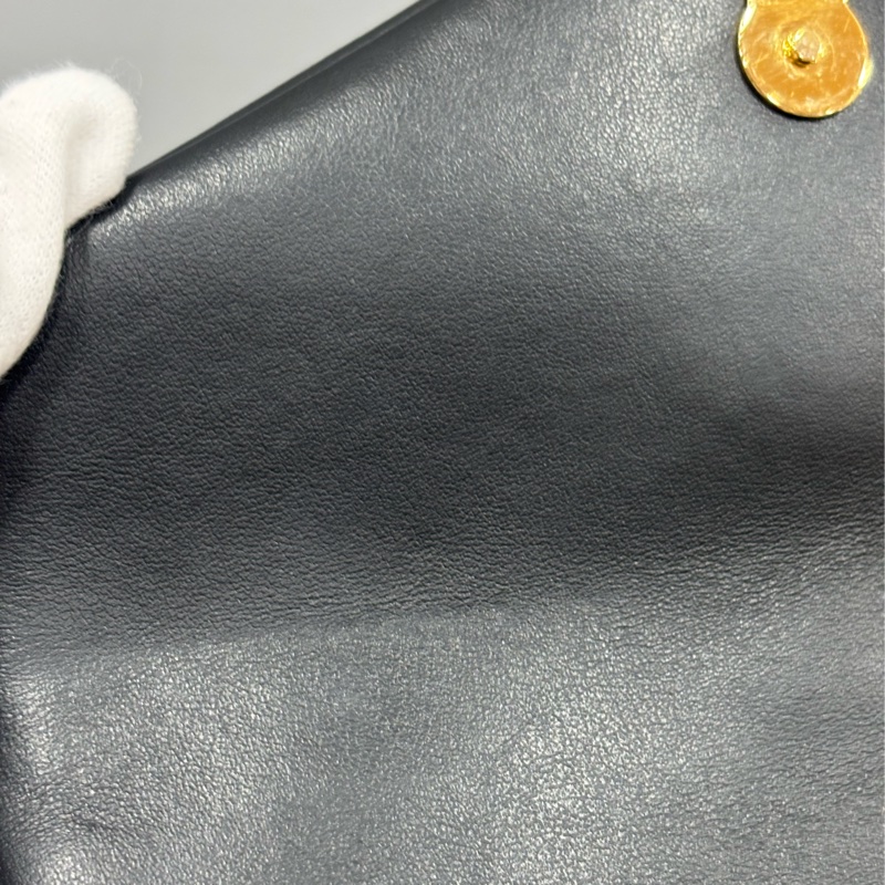 YSL Saint Laurent 678401 Toy Loulou mini 黑色牛皮金字胖胖包方胖包-34