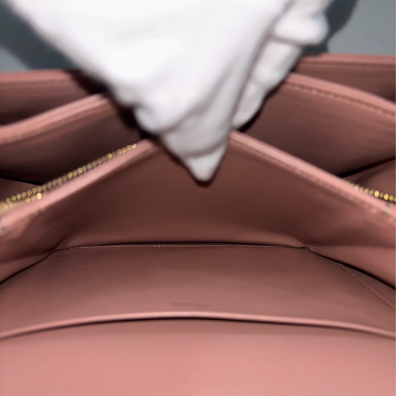 CELINE 187363 TRIOMPHE Box LOGO 乾燥玫瑰色牛皮 金釦凱旋門 肩背包斜背包-37