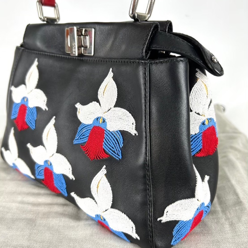 Fendi Peekaboo 蘭花繡花斜跨包 限量款-2