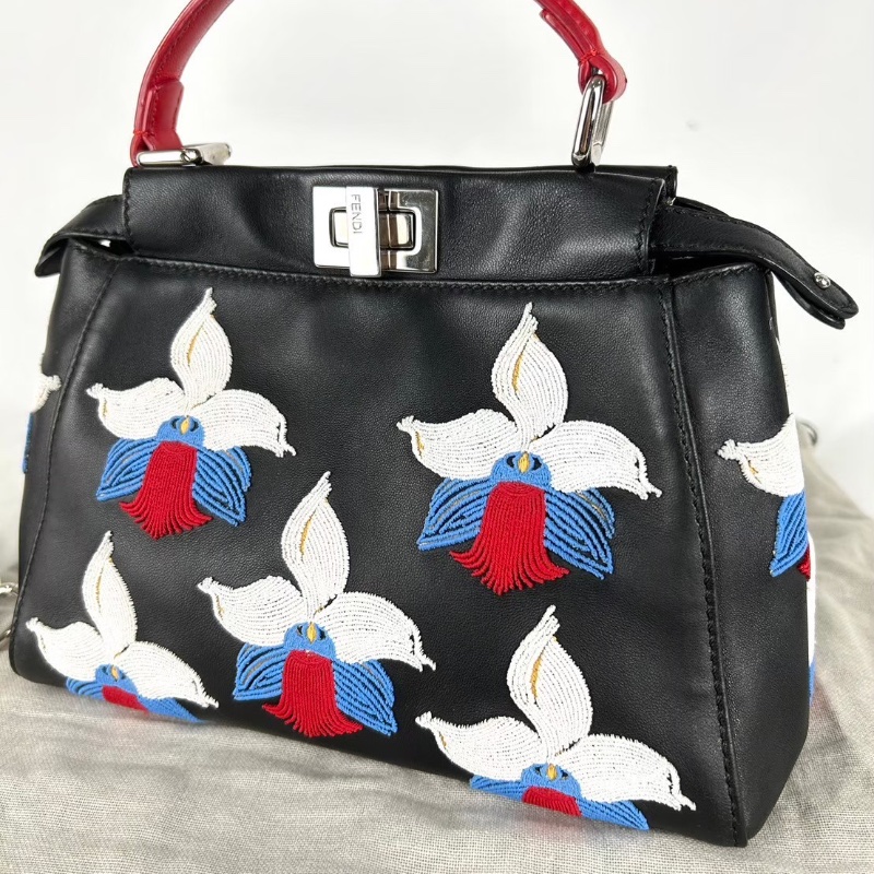 Fendi Peekaboo 蘭花繡花斜跨包 限量款-8