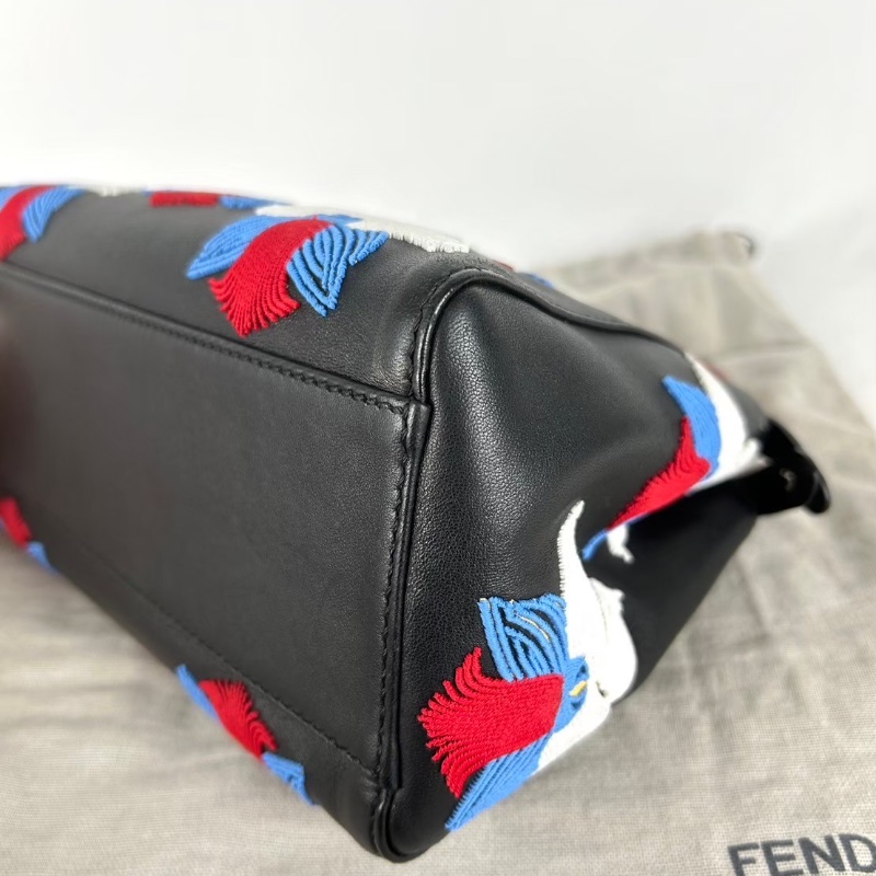 Fendi Peekaboo 蘭花繡花斜跨包 限量款-11