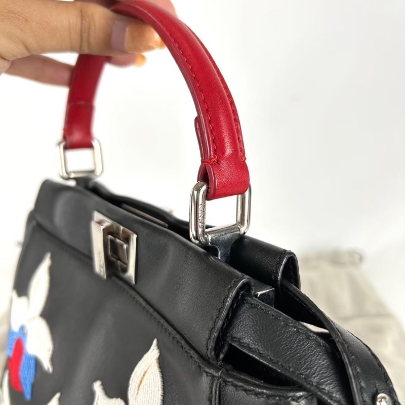 Fendi Peekaboo 蘭花繡花斜跨包 限量款-25