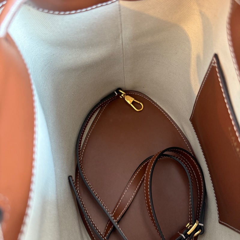 Burberry 格紋水桶包-4