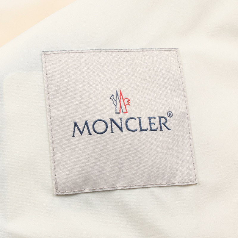 MONCLER CASSIOPEA Cassiopeia 其他外套 聚酯纖維 白色 二手 女款-2