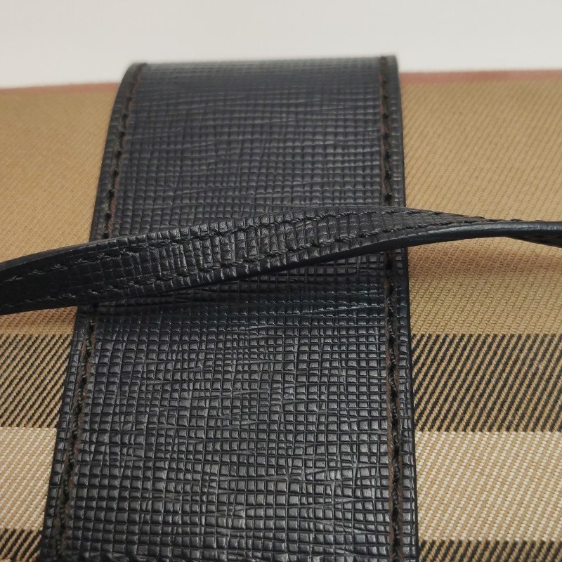 Burberry Buckle牛皮帆布格紋搭扣斜挎包單肩包-21