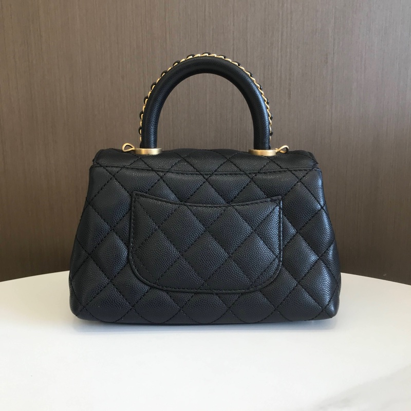 chanel coco handle mini 23p荔枝皮黑金芯片款 附件塵袋 盒子 23年票 尺寸約19*14*7cm-5