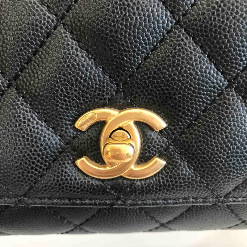 chanel coco handle mini 23p荔枝皮黑金芯片款 附件塵袋 盒子 23年票 尺寸約19*14*7cm-13