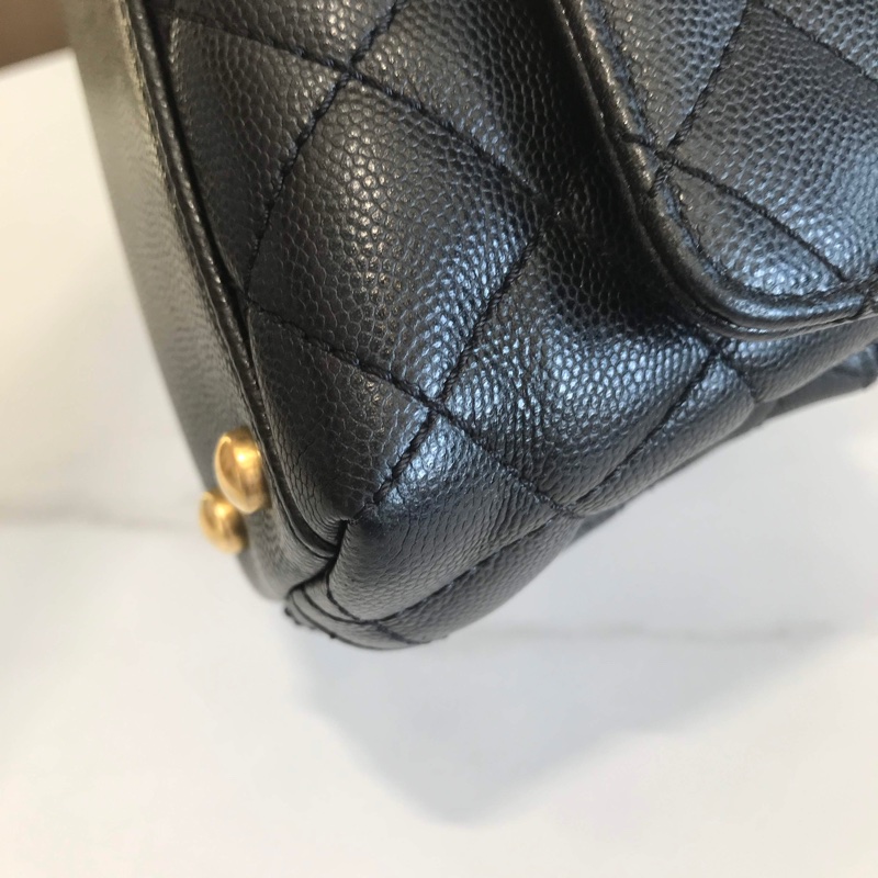 chanel coco handle mini 23p荔枝皮黑金芯片款 附件塵袋 盒子 23年票 尺寸約19*14*7cm-18