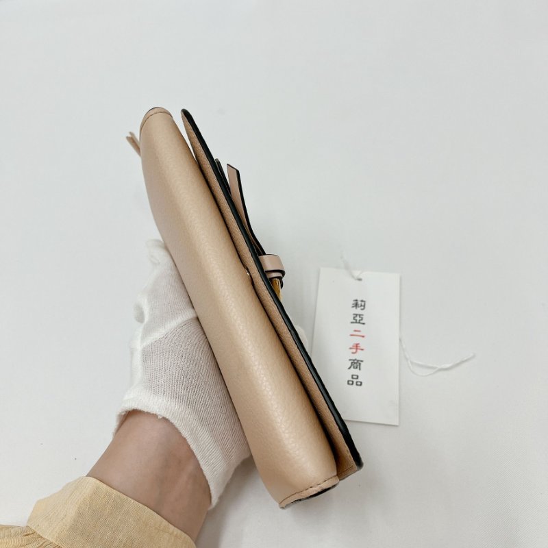 莉亞精品♡Chloe 粉膚色長夾 九新美品-4