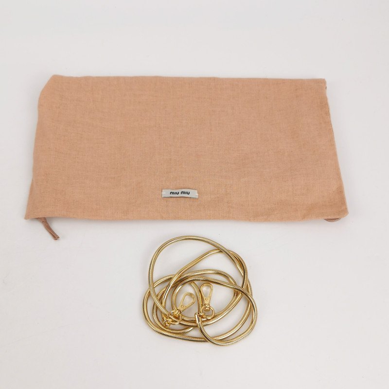 Miu Miu Belle羊皮純色褶皺字母logo斜挎包-8