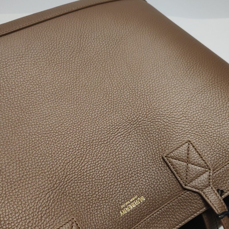 Burberry 牛皮纯色字母Logo托特包单肩包-12