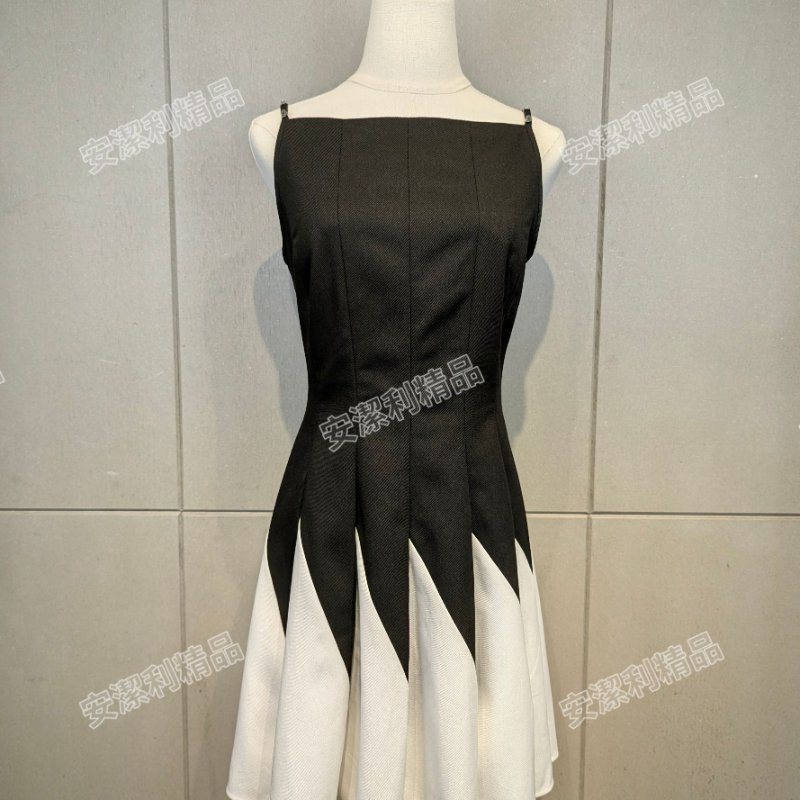 莉亞精品♡LV 黑白拼接魚尾裙 尺碼36 近新美衣-0