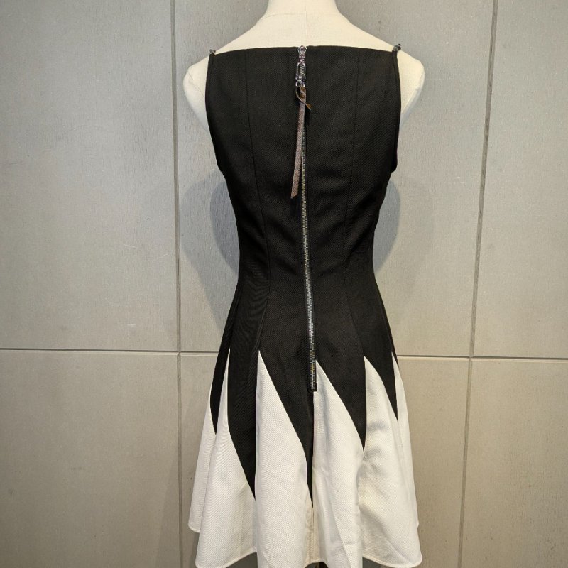 莉亞精品♡LV 黑白拼接魚尾裙 尺碼36 近新美衣-6