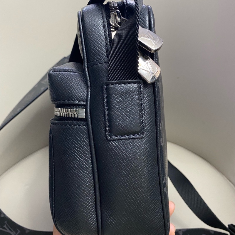 LV Outdoor郵差包 黑色老花款 芯片➕編碼-2