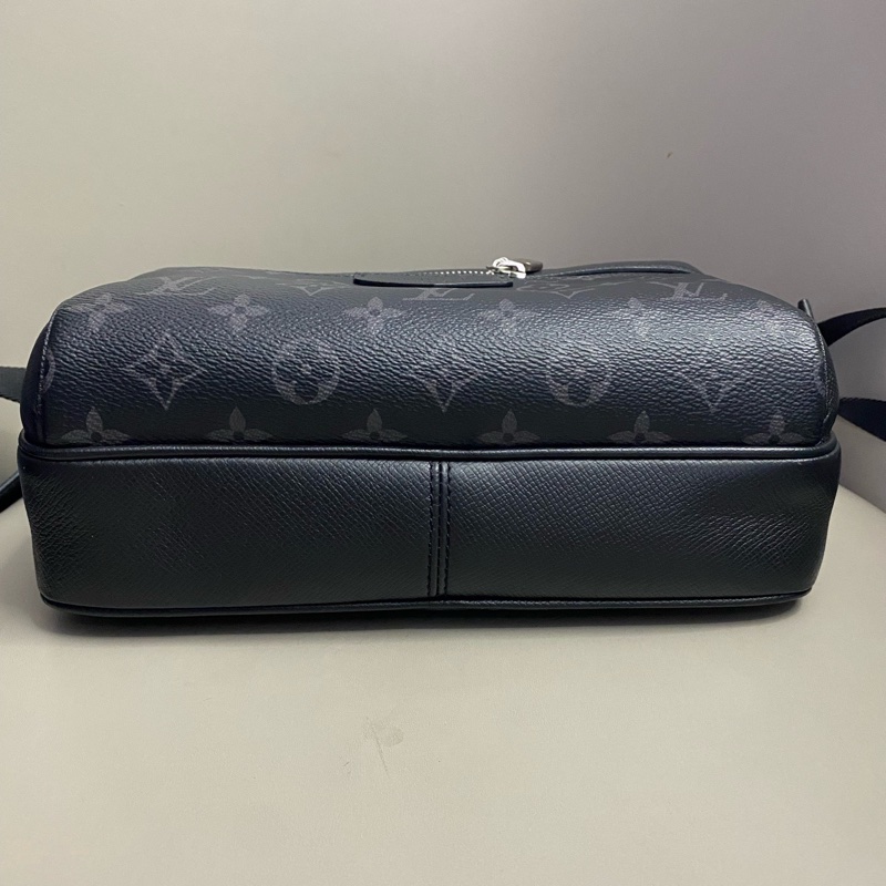 LV Outdoor郵差包 黑色老花款 芯片➕編碼-4