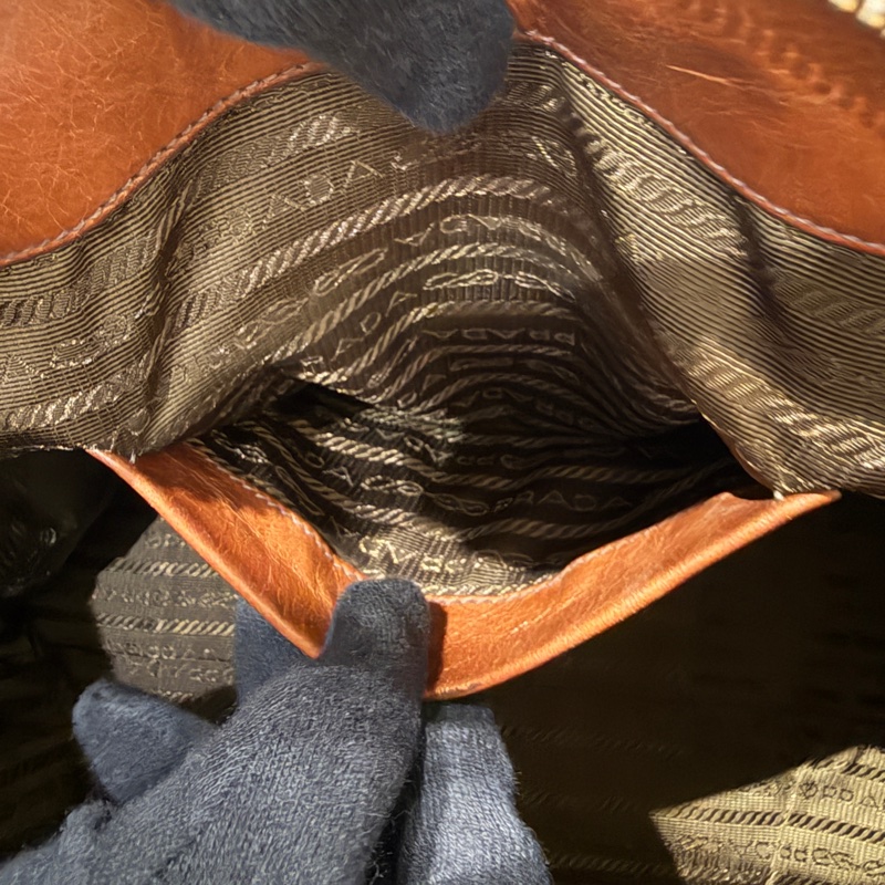 Prada 棕色公事包💼帶你賺大錢！💰💰來運轉-11