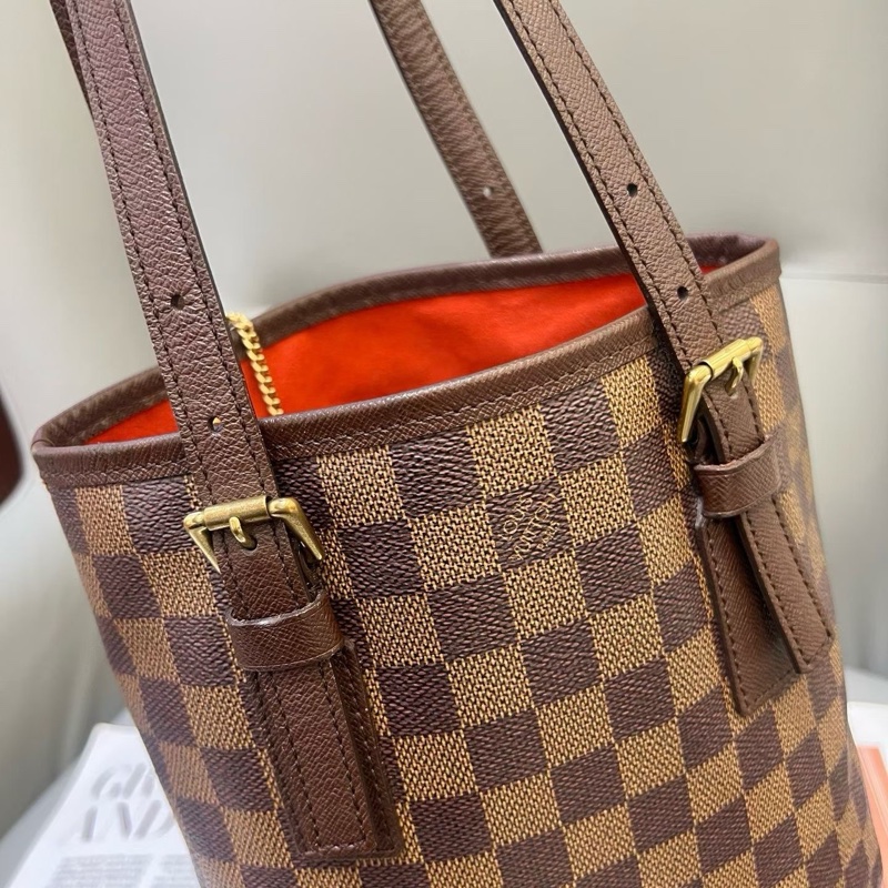 LV棋盤格水桶包-1