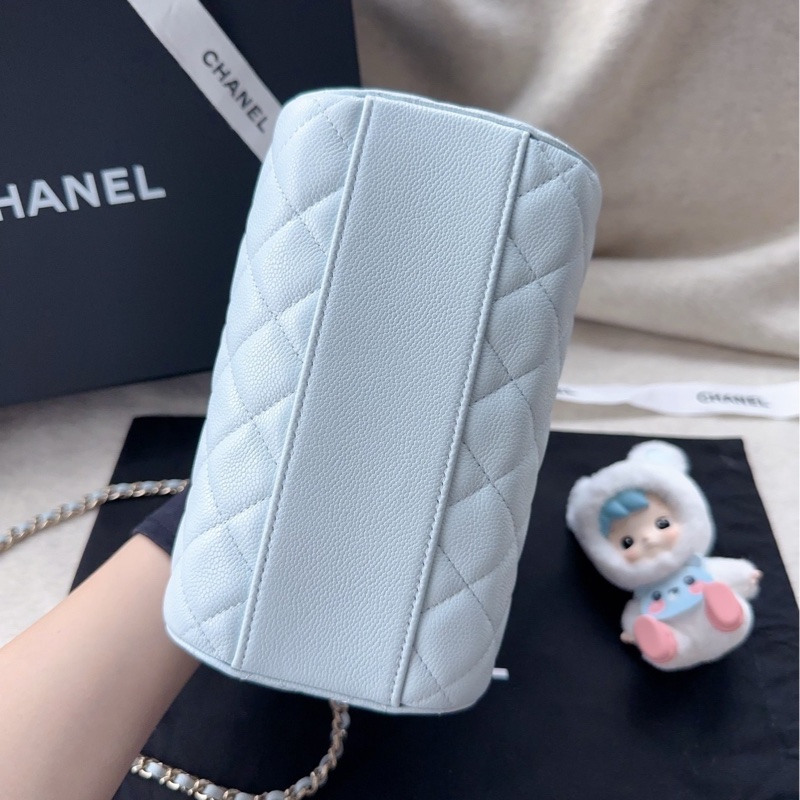 【配件：防塵袋 💕】Chanel 25S 保齡球 藍色 奶藍色 baby藍 金扣 手提 單肩 斜挎-4