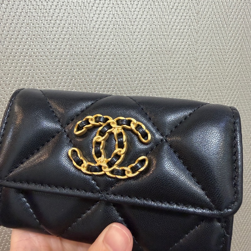 Chanel 黑羊皮19系列零錢卡包AP1790-1