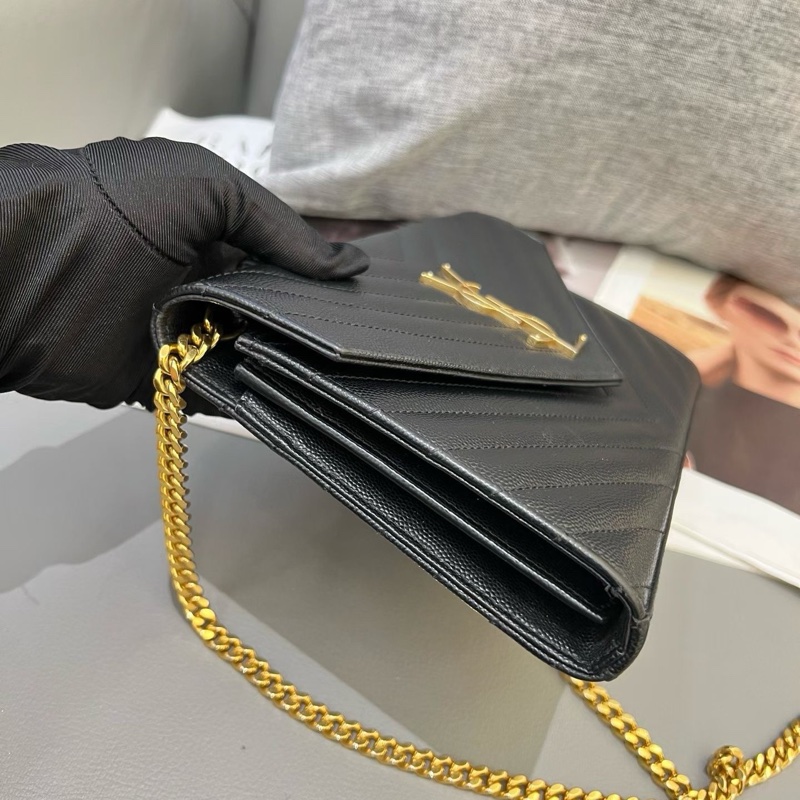 YSL 黑金魚子醬woc信封包-2