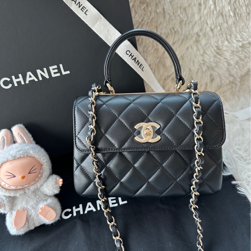 【配件：防塵袋 💕】Chanel 24B Trendy cc 經典款 mini 黑金 黑色 金扣 羊皮 手提 單肩 斜挎-0
