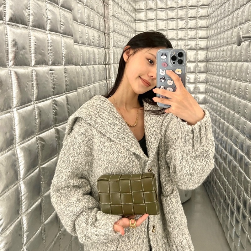 Bottega Veneta葆蝶家 牛皮革 單肩斜挎包 小號-6