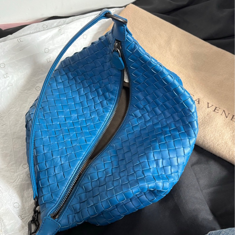 【近新閒置❤️】 bv 藍色小號 飯盒手提包 單肩包-3