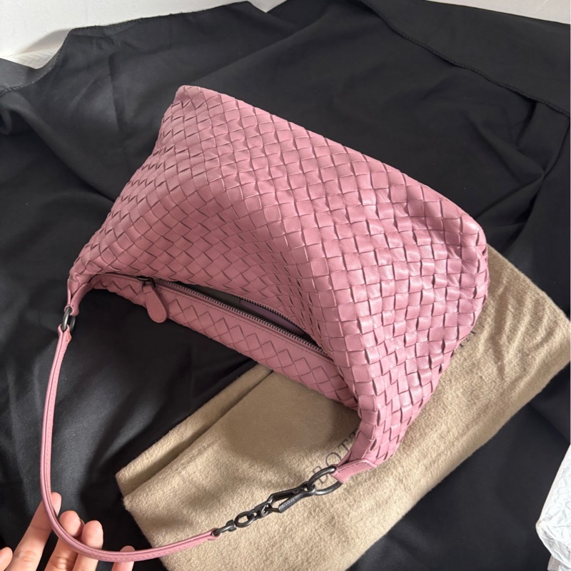 【近新閒置❤️】bv 乾枯玫瑰粉小號飯盒包 手提包 單肩包-2