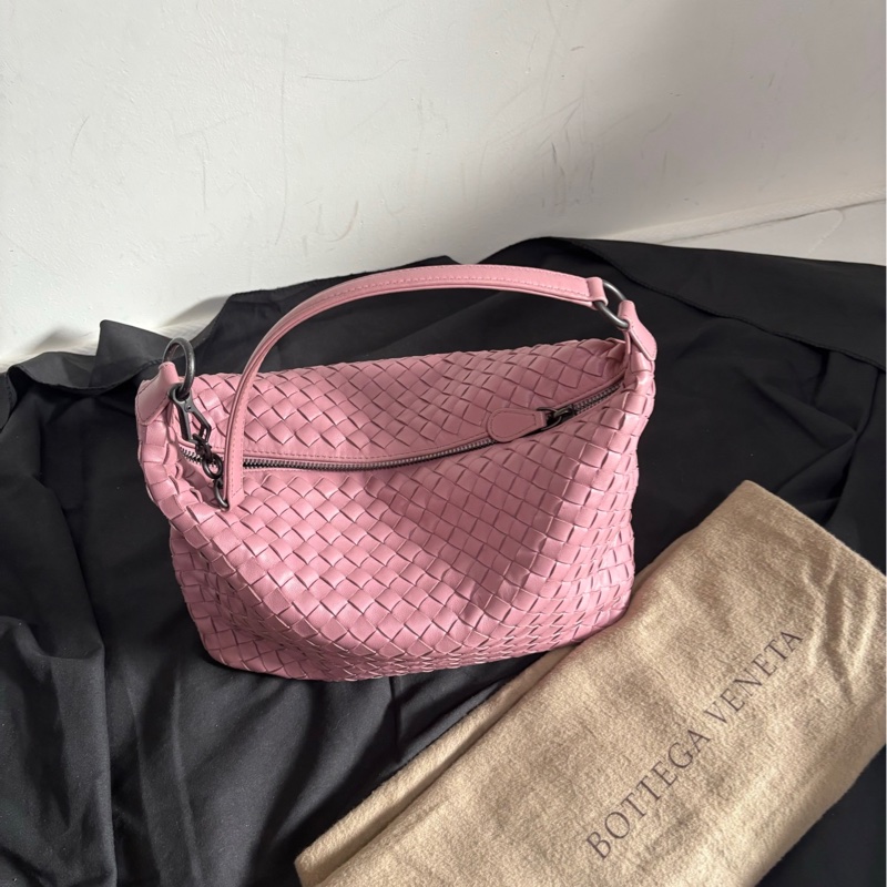 【近新閒置❤️】bv 乾枯玫瑰粉小號飯盒包 手提包 單肩包-4