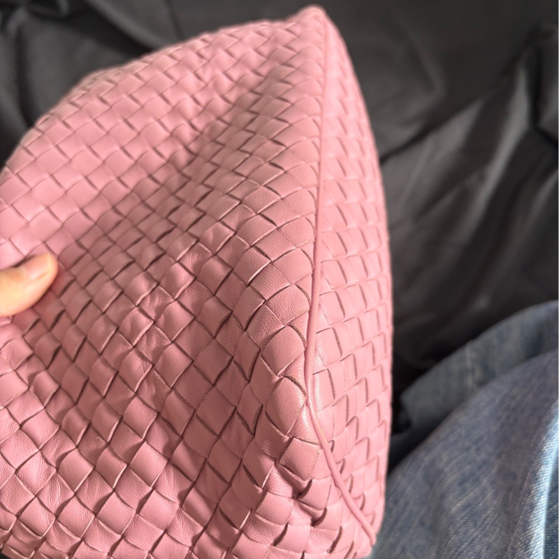 【近新閒置❤️】bv 乾枯玫瑰粉小號飯盒包 手提包 單肩包-5