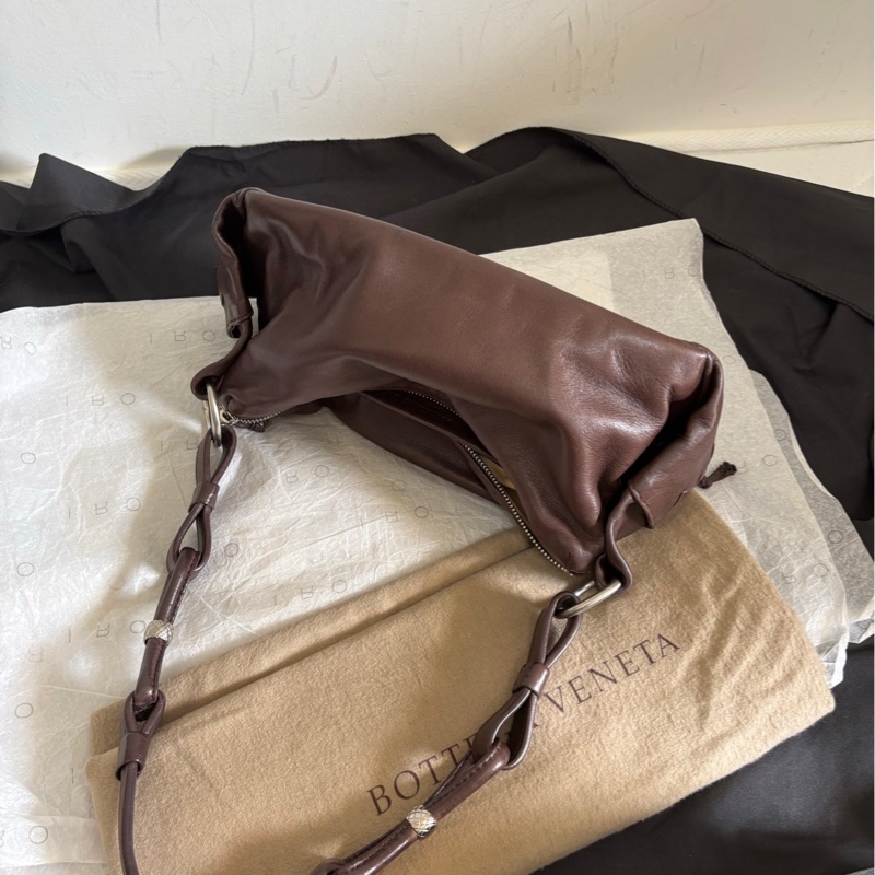【近新閒置❤️】 bv深棕色烏木色飯盒包 手提包 單肩包-1