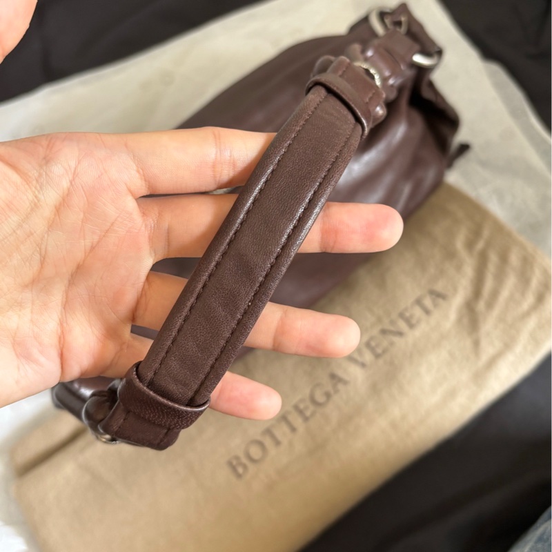 【近新閒置❤️】 bv深棕色烏木色飯盒包 手提包 單肩包-3