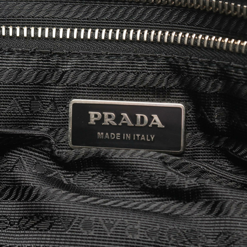PRADA 黑色尼龍皮革單肩斜背包，二手女款-3