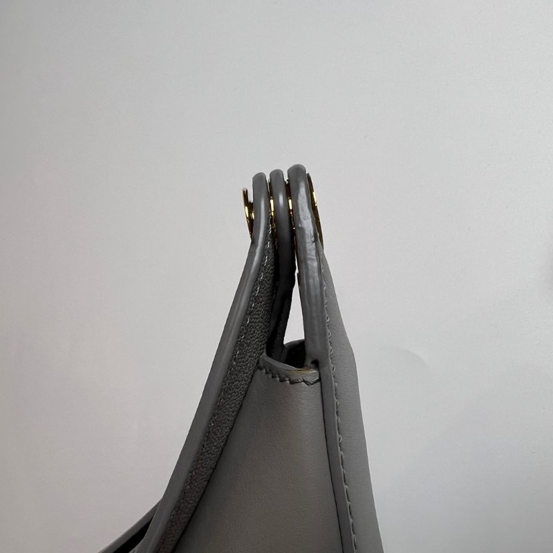 LOEWE 灰LUNA HOBO腋下包-12