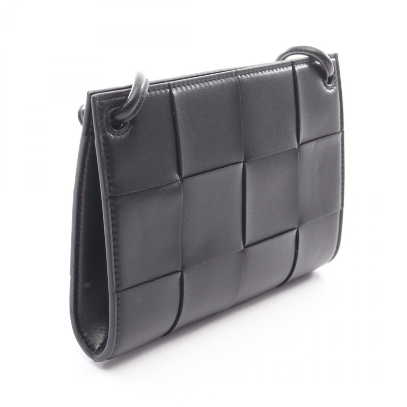 BOTTEGA VENETA 迷你 Cassette Maxi Intrecciato 編織肩背包 755842VCQC28425 黑色皮革 全新 女士-1