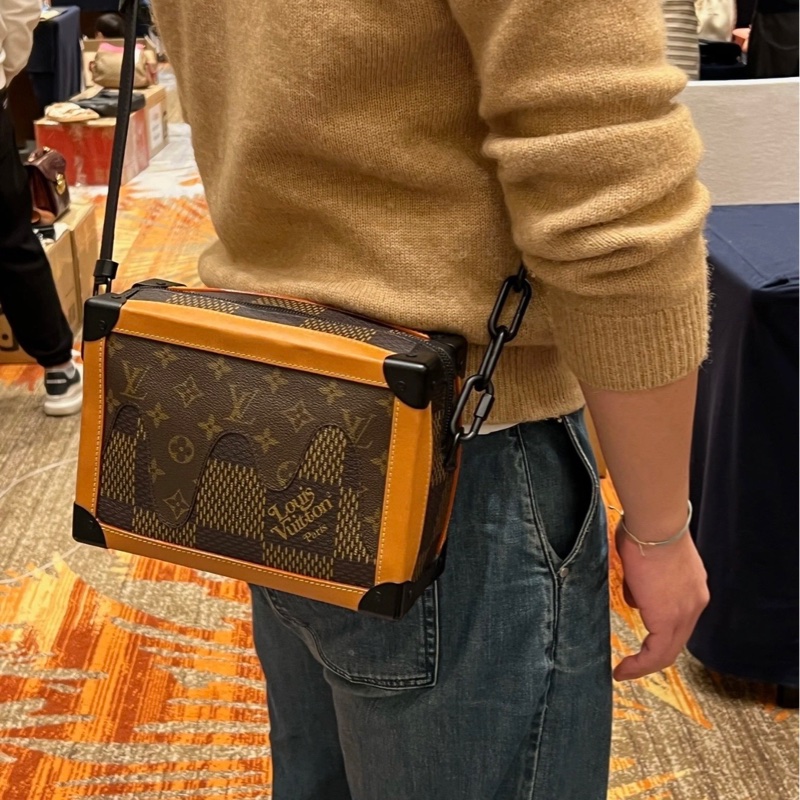 LV x nigo soft trunk 聯名 限量款 盒子包  尺寸約25x18x10-5