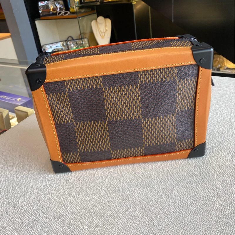 LV x nigo soft trunk 聯名 限量款 盒子包  尺寸約25x18x10-7