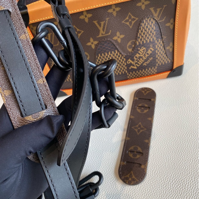 LV x nigo soft trunk 聯名 限量款 盒子包  尺寸約25x18x10-10