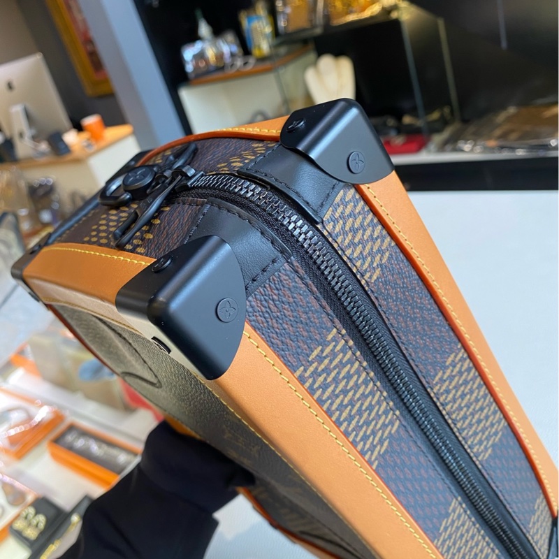 LV x nigo soft trunk 聯名 限量款 盒子包  尺寸約25x18x10-18